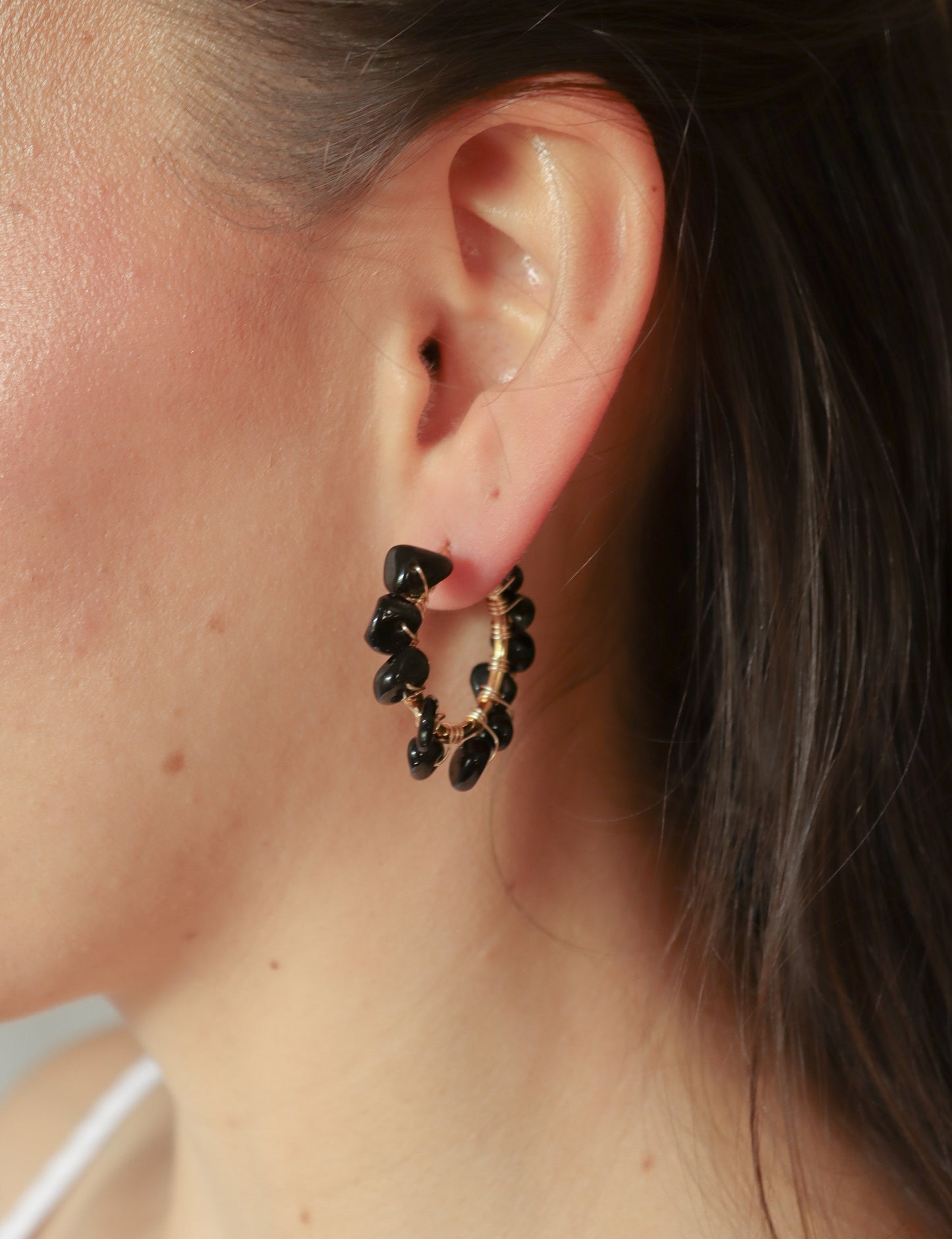 
                  
                    Onyx Stone Hoop Earrings | Handmade in El Salvador by 16 Nuditos
                  
                