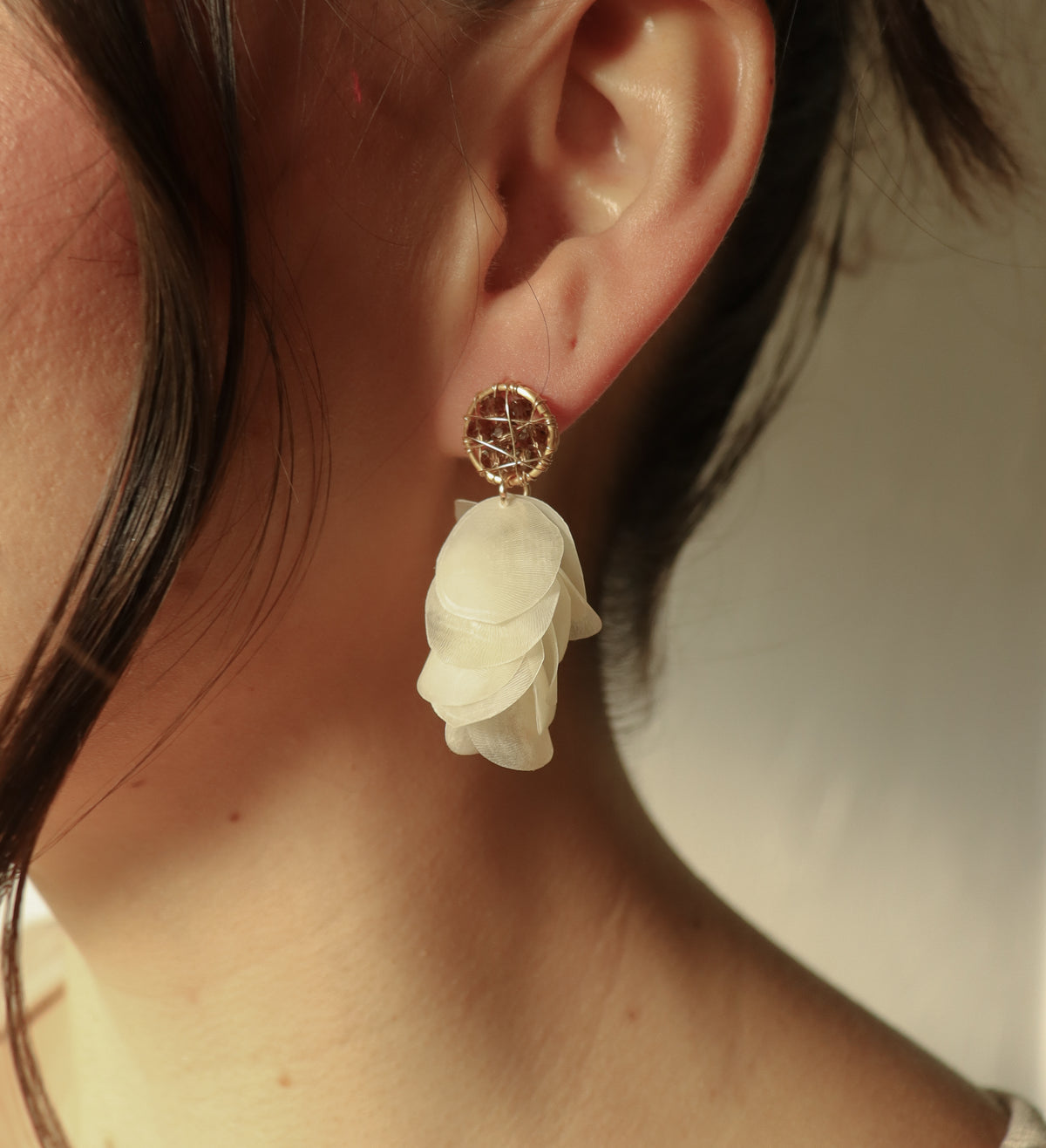 
                  
                    Fish Scale Petal Drop Earrings | Handmade in El Salvador by 16 Nuditos
                  
                