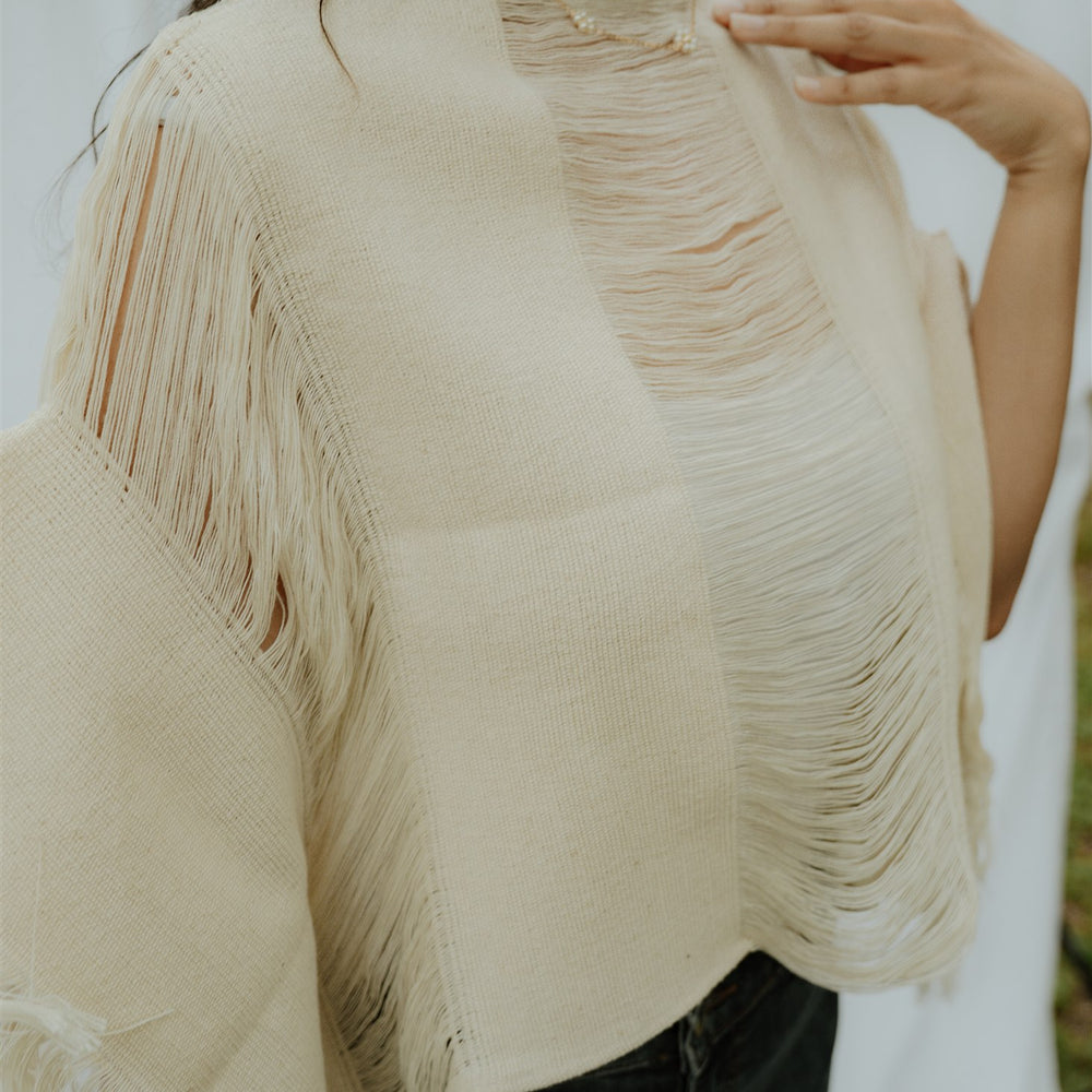 
                  
                    Blusa Calada
                  
                