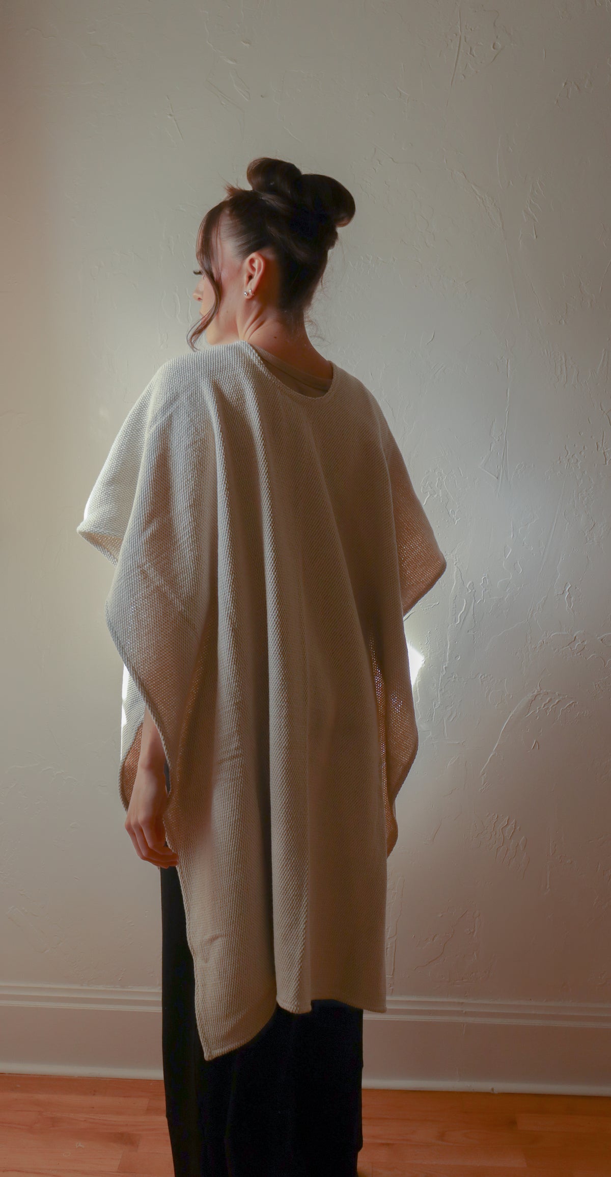 
                  
                    Long Open Poncho | Handwoven in El Salvador
                  
                