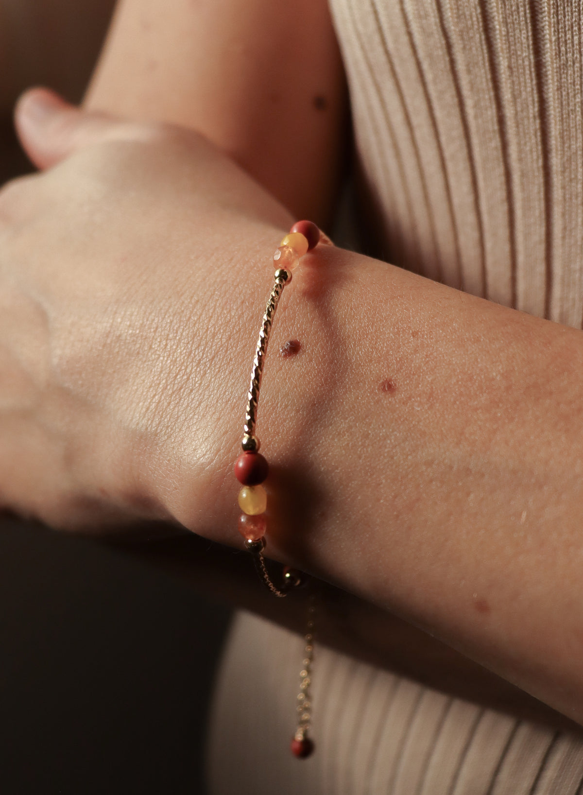 
                  
                    Gold Bar Beaded Bracelet | Handmade by Majo Collections, El Salvador
                  
                