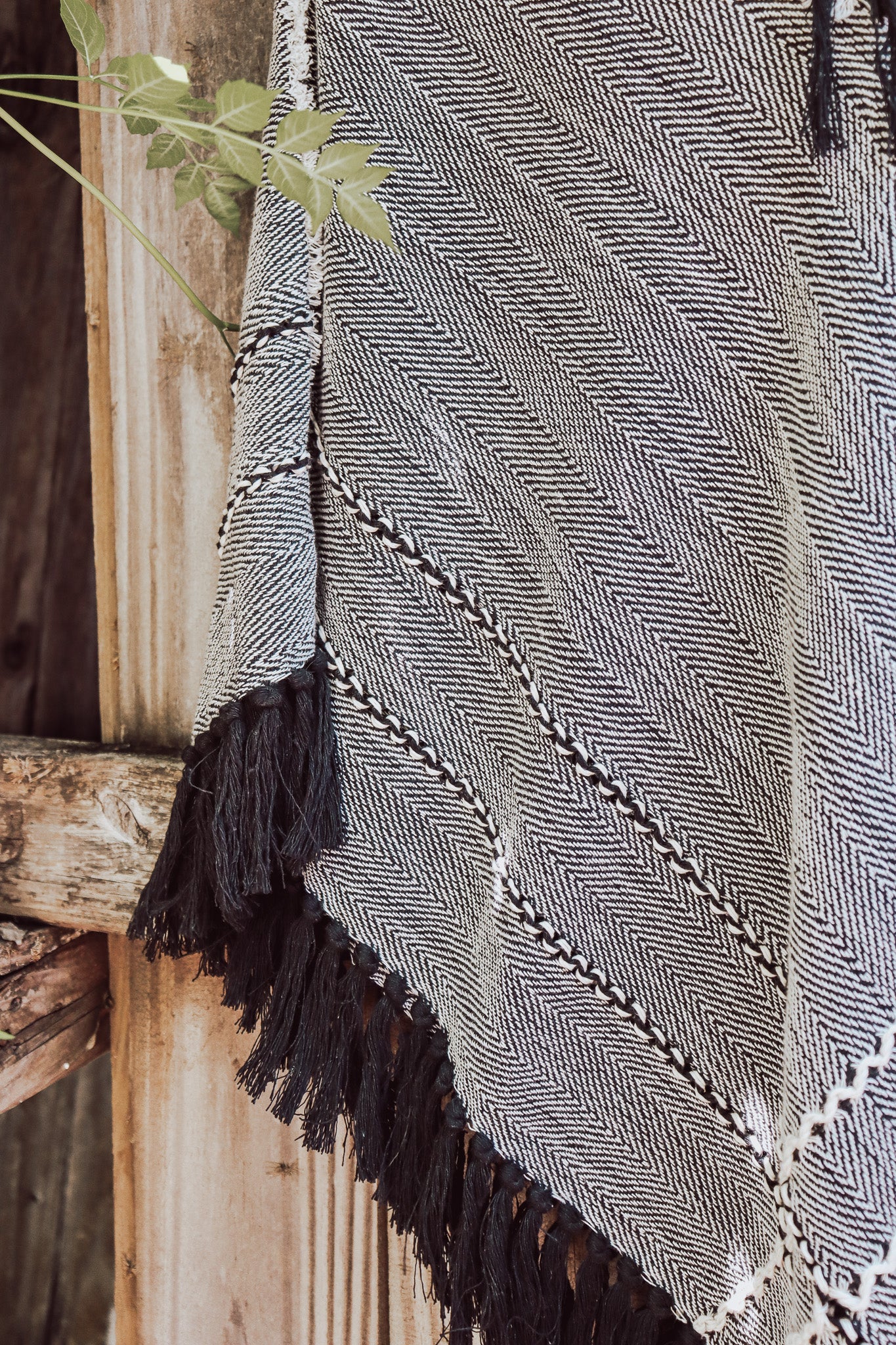 
                  
                    Embroidered Mañanita
                  
                