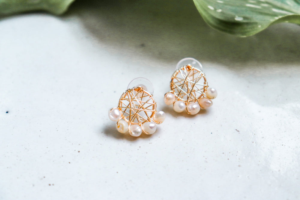 Pearl and Wire Studs