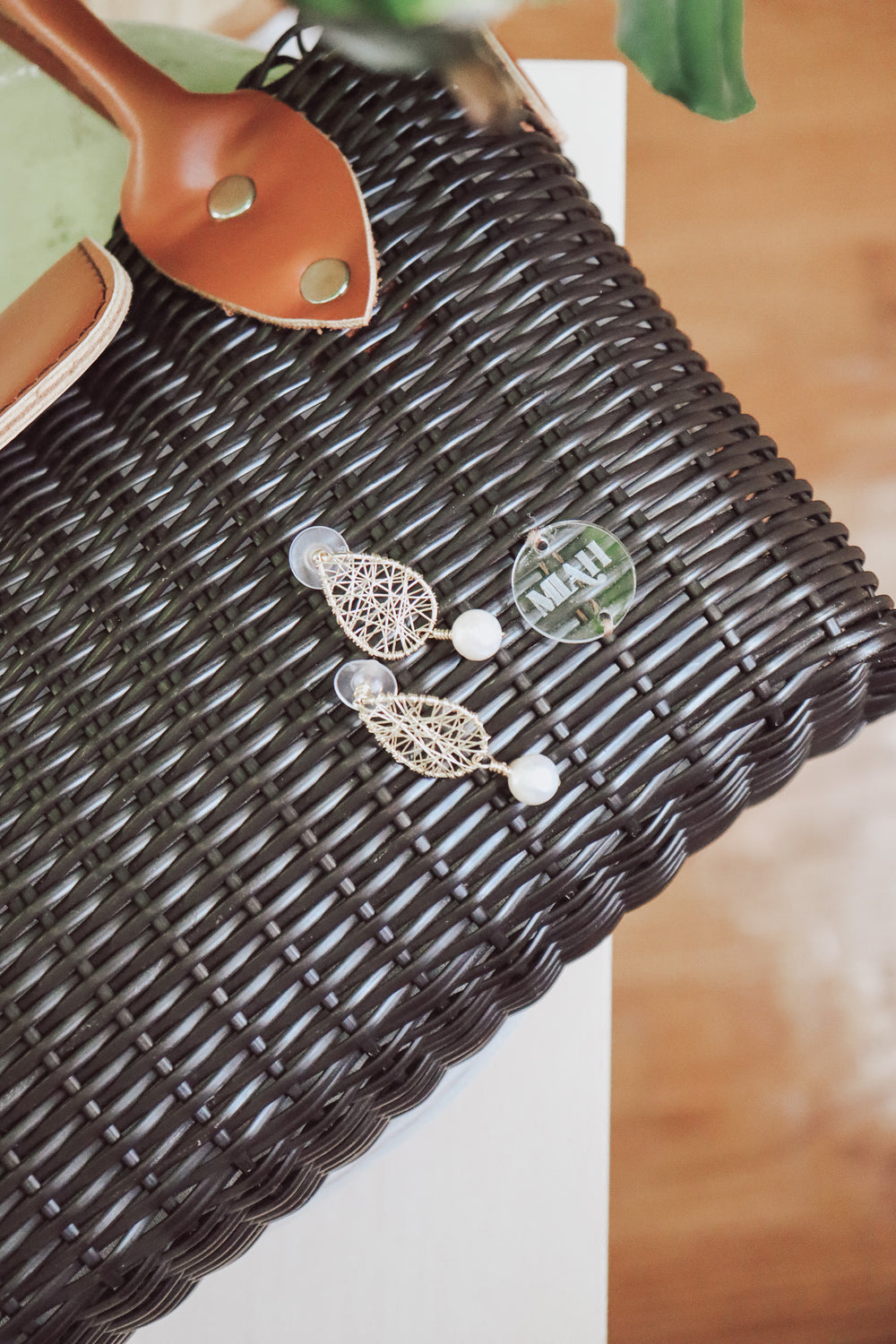 Handbag + Jewelry Bundle