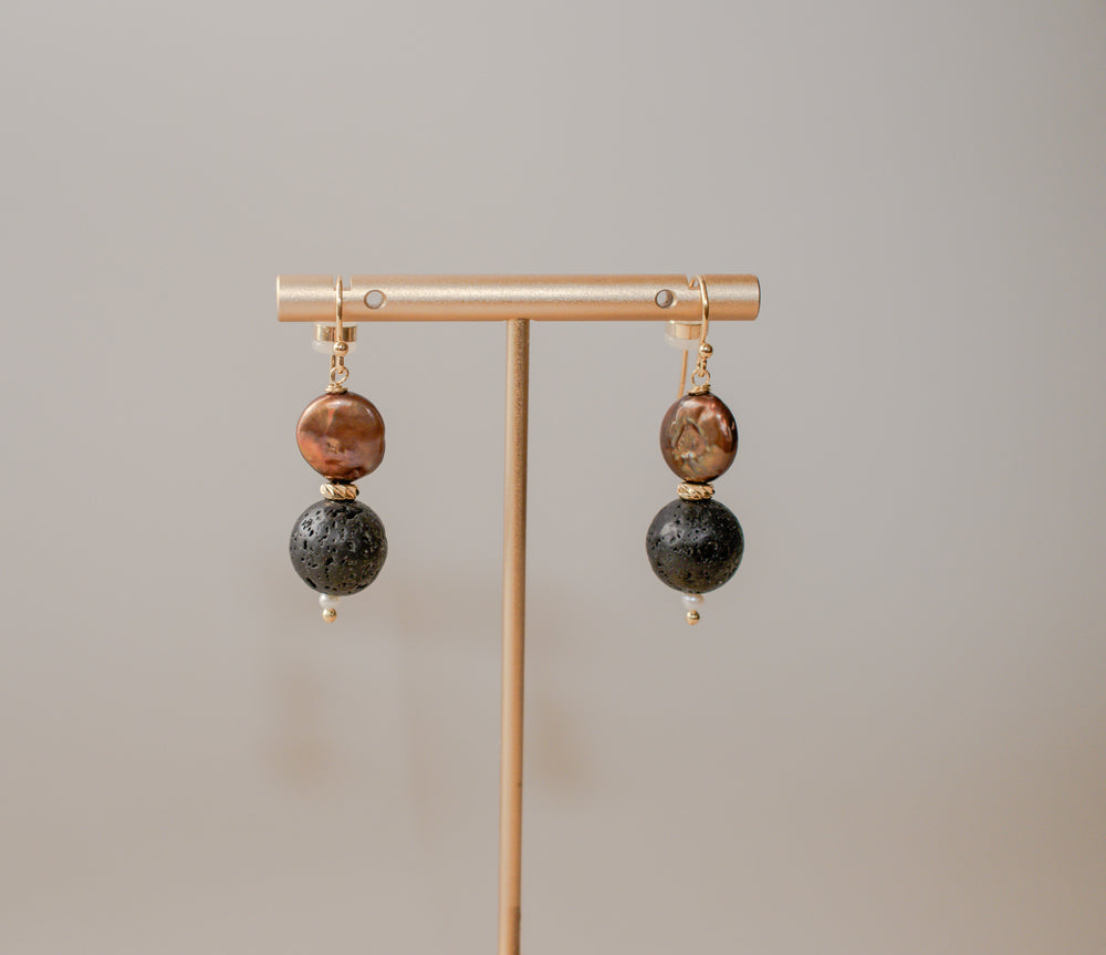 Volcan Lava Pearl Disc Earrings