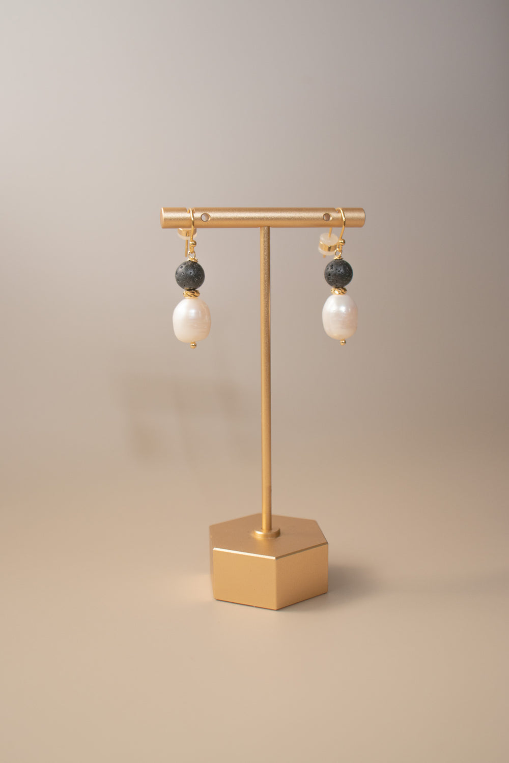 Volcan Lava Pearl Drop Earrings