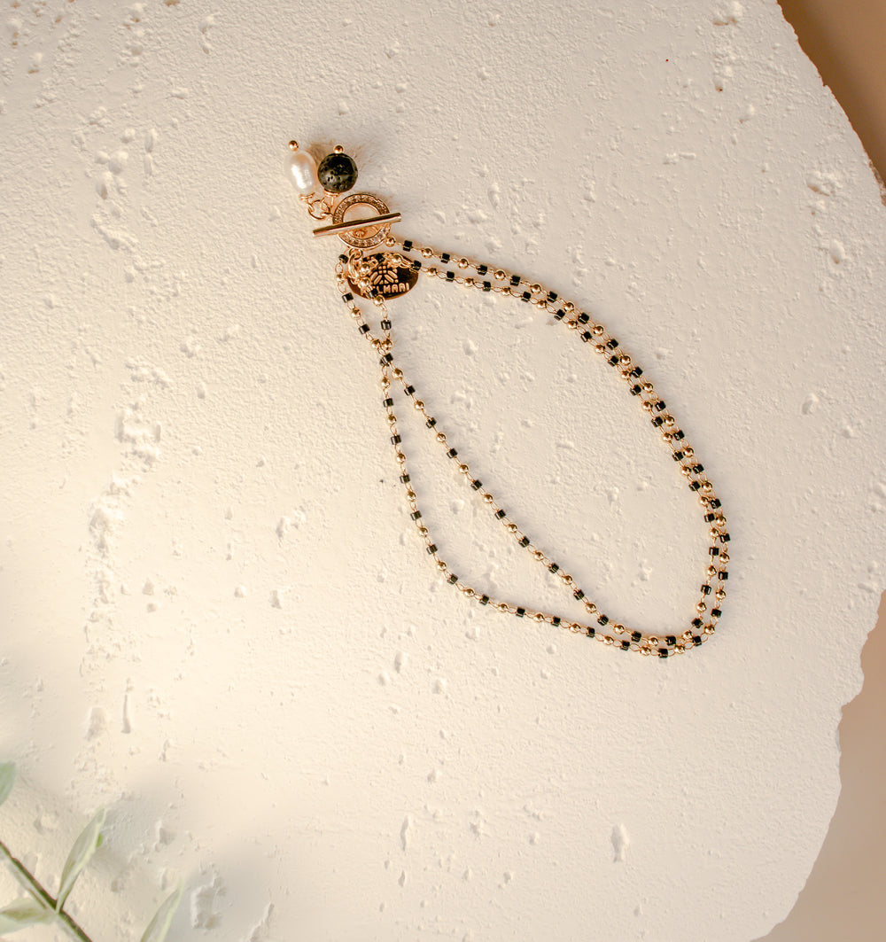 Volcan Pearl Dainty Bracelet