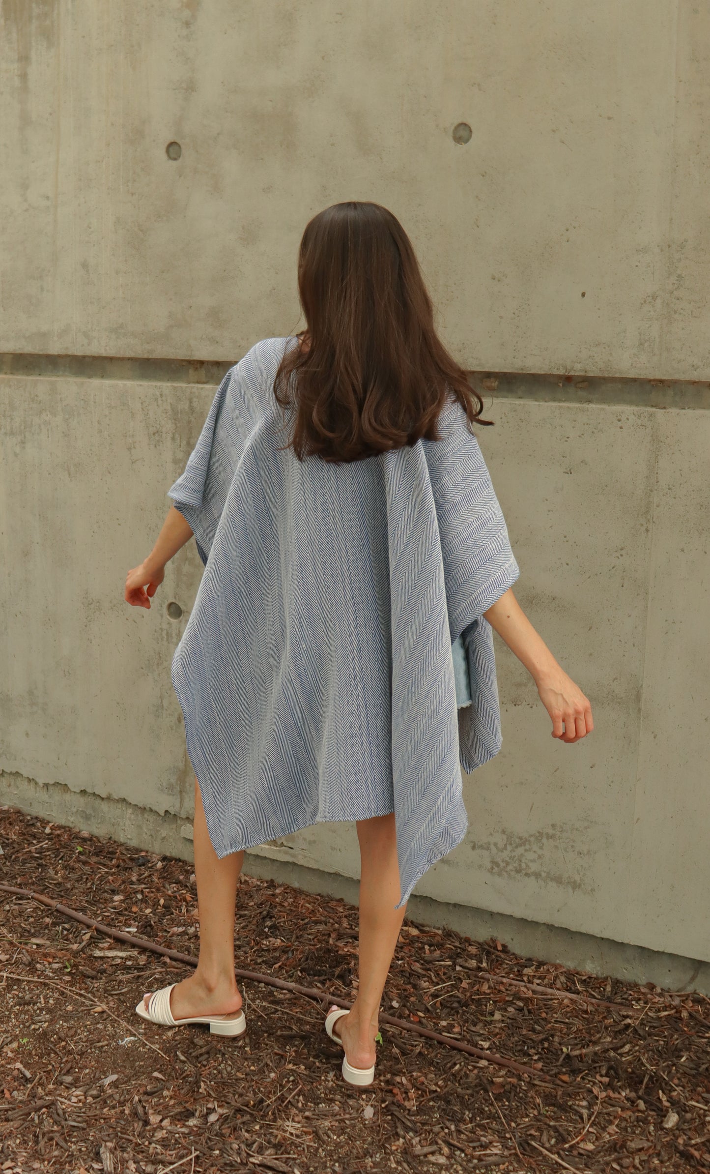 
                  
                    Cojutepeque Poncho
                  
                