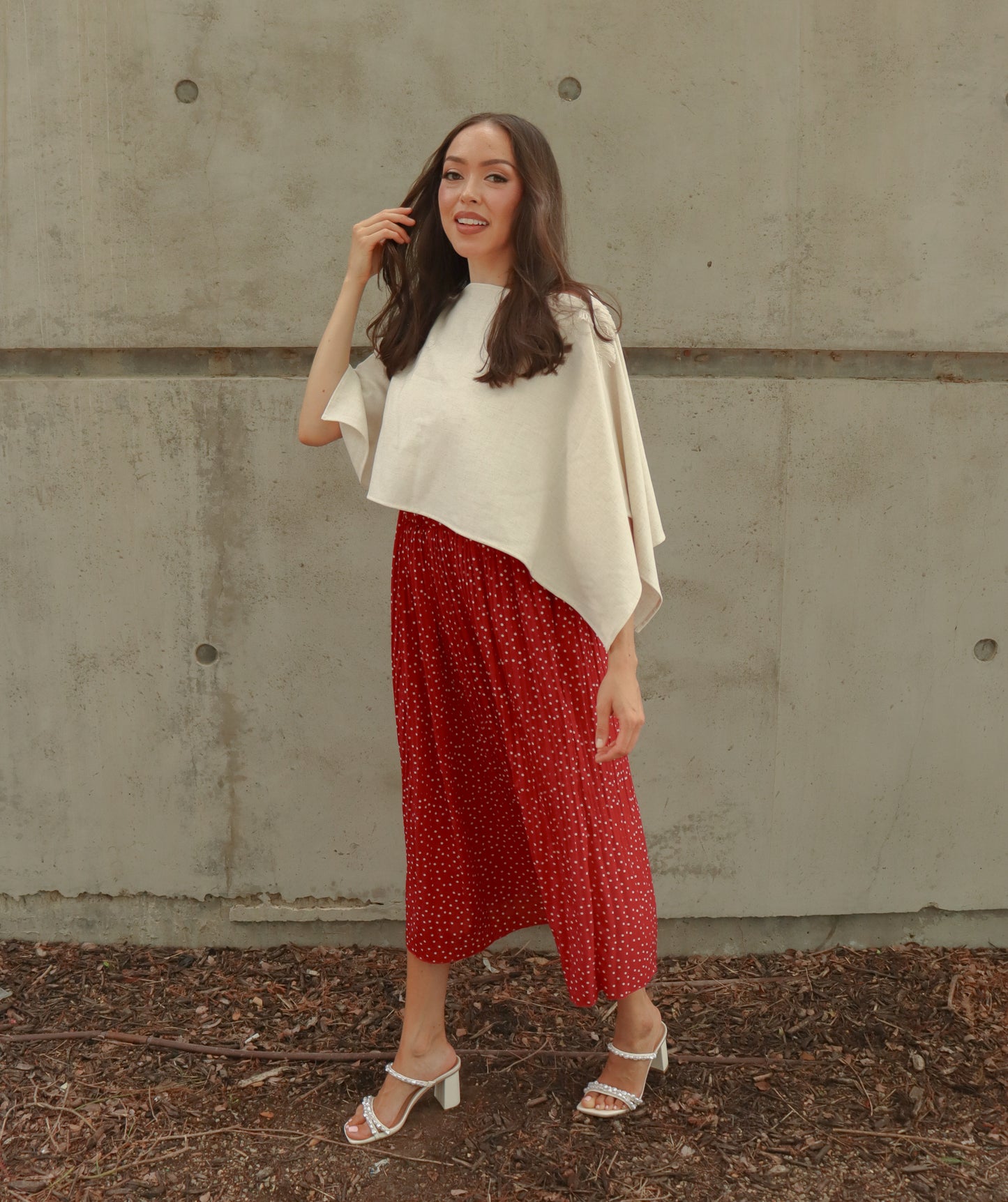 
                  
                    Cropped Fringe Cape | Handwoven in El Salvador by Artesan
                  
                