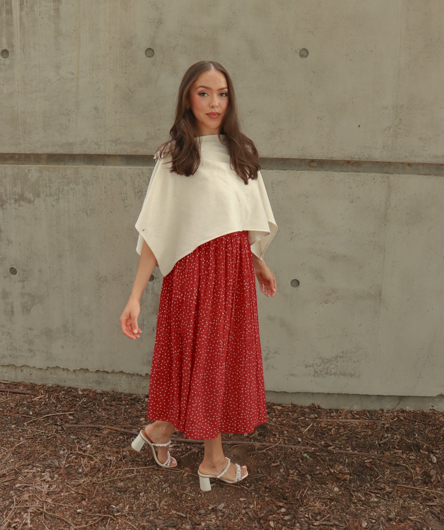 
                  
                    Cropped Fringe Cape | Handwoven in El Salvador by Artesan
                  
                