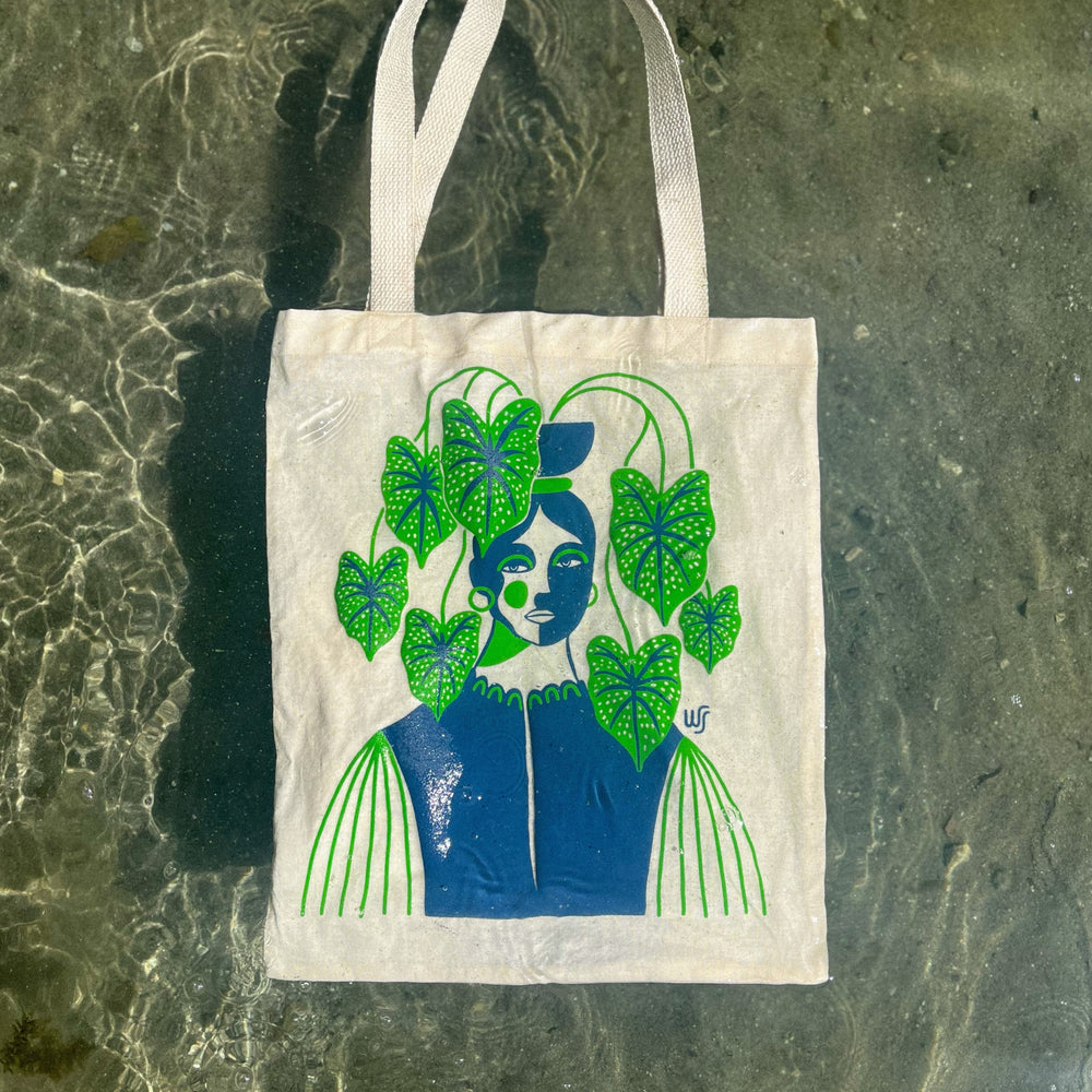 
                  
                    Wilber Salguero Tote Bags
                  
                